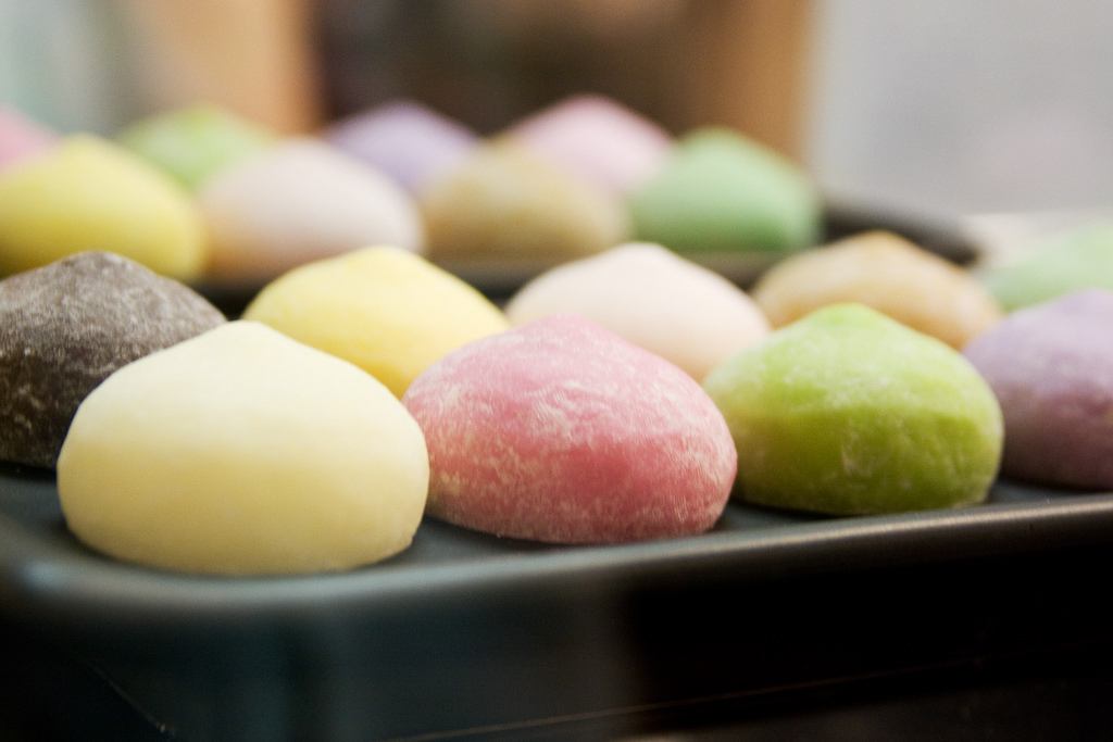 K-Pop Group Members With The Nickname Mochi