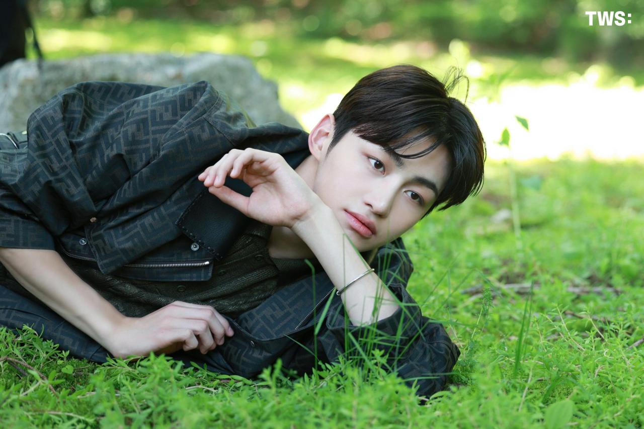 Jihoon TWS